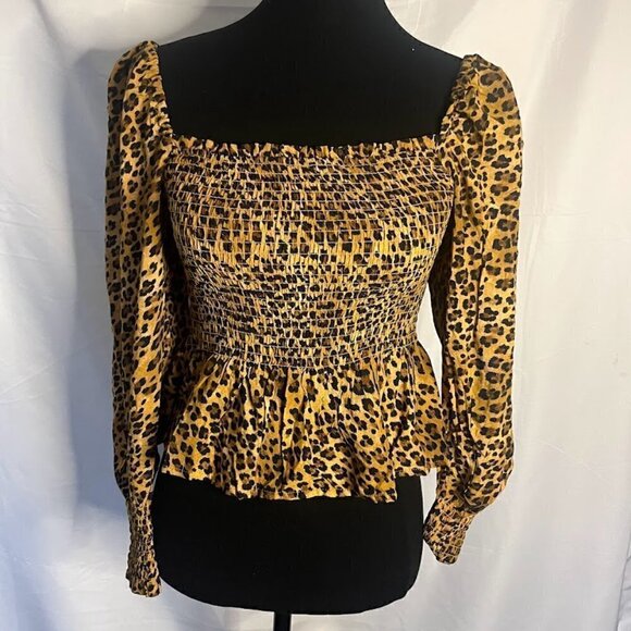 Francesca's Mi Ami Michelle Leopard Puff Sleeve Blouse - Picture 1 of 6
